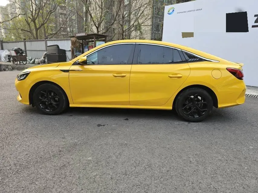 2021 MG 5 1.5L 120HP L4 5MT,autocango,china used car exporter,china ev exporter,chinese used car exporter,chinese used ev exporter