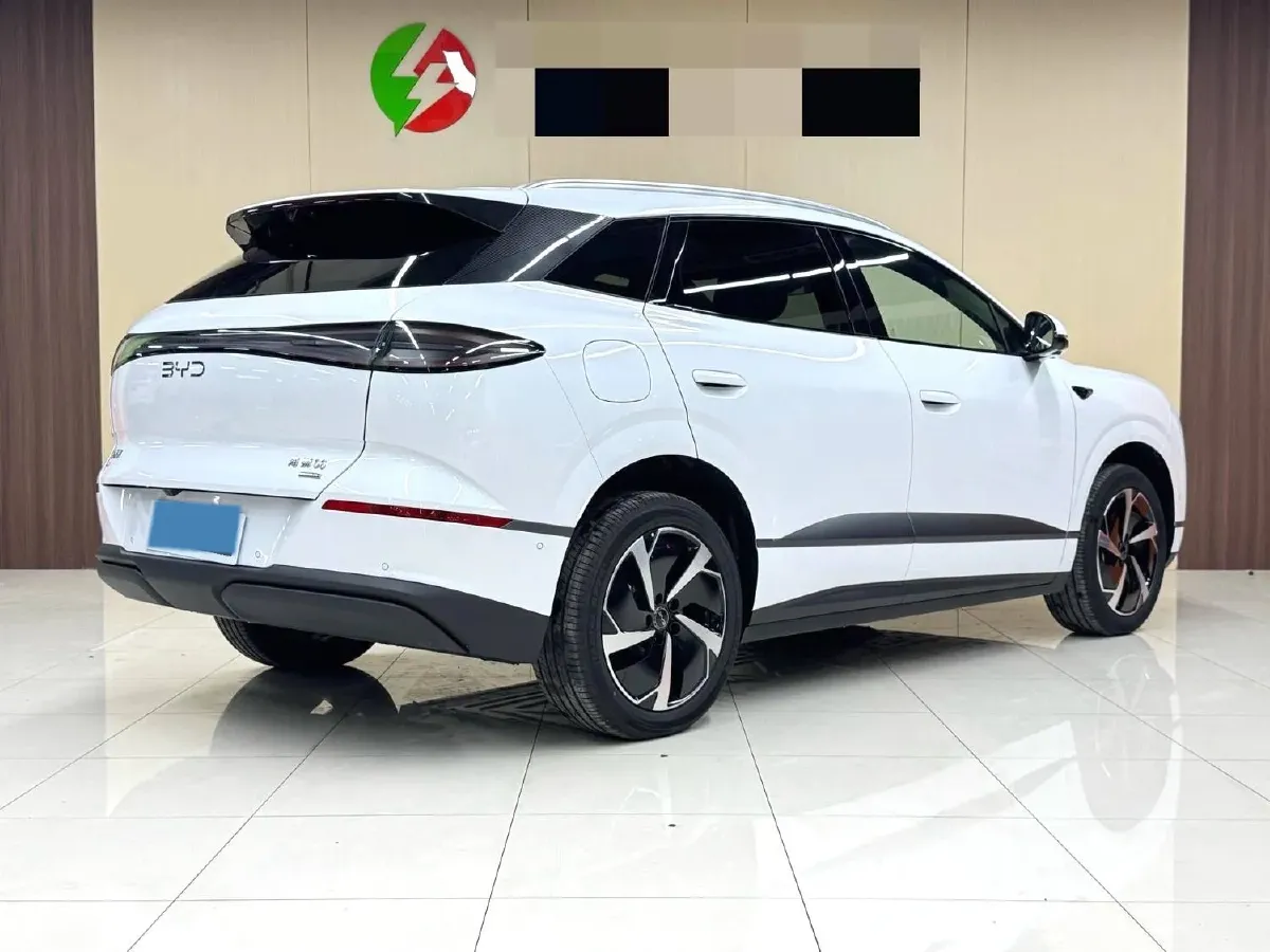 2025 LanDian E5 PLUS 1.5L 95HP L4 E-CVT PHEV,autocango,china used car exporter,china ev exporter,chinese used car exporter,chinese used ev exporter