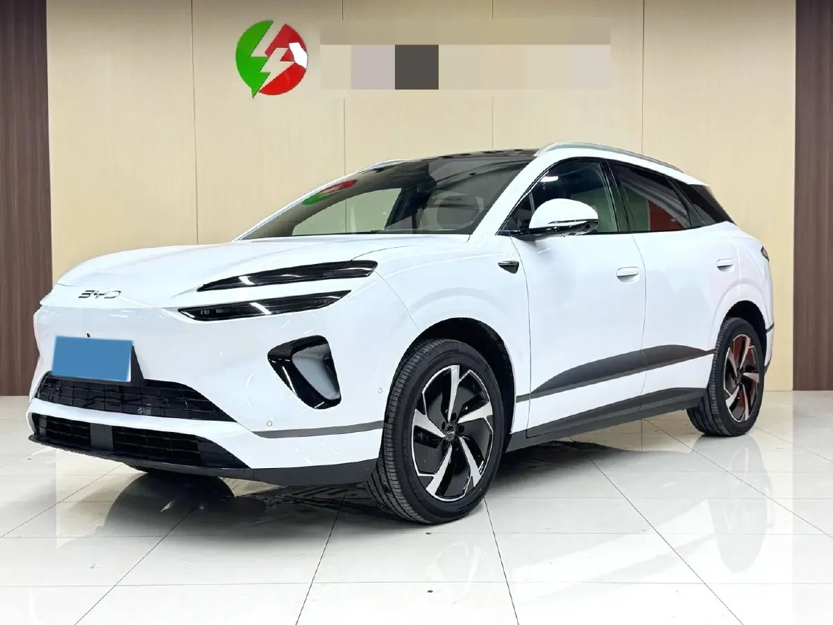 2025 LanDian E5 PLUS 1.5L 95HP L4 E-CVT PHEV,autocango,china used car exporter,china ev exporter,chinese used car exporter,chinese used ev exporter