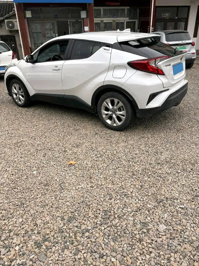 2021 Toyota Izoa 2.0L 146HP L4 E-CVT Hybrid,autocango,china used car exporter,china ev exporter,chinese used car exporter,chinese used ev exporter