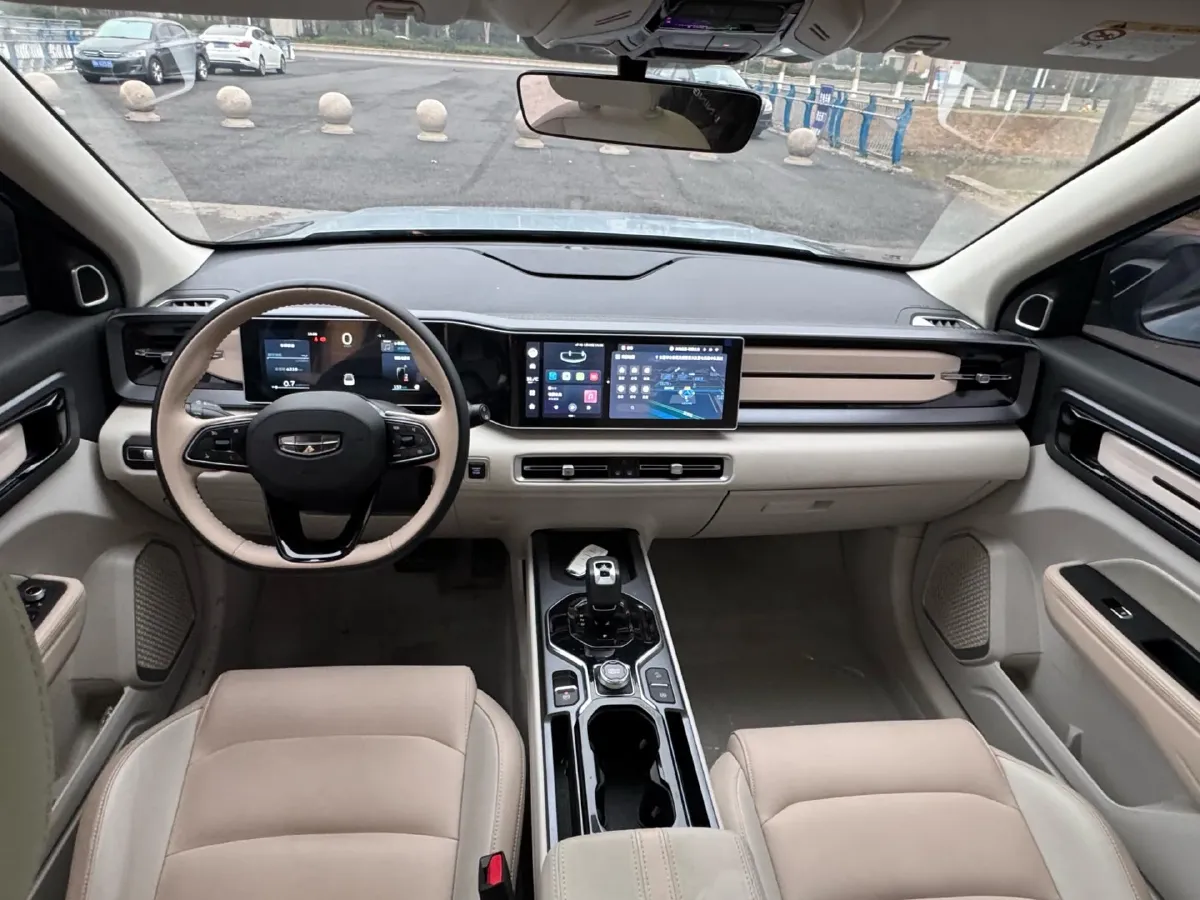 2023 Geely ICON 1.5T 181HP L4 7DCT,autocango,china used car exporter,china ev exporter,chinese used car exporter,chinese used ev exporter