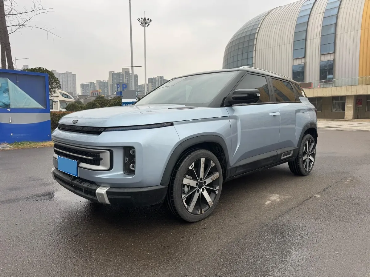 2023 Geely ICON 1.5T 181HP L4 7DCT,autocango,china used car exporter,china ev exporter,chinese used car exporter,chinese used ev exporter