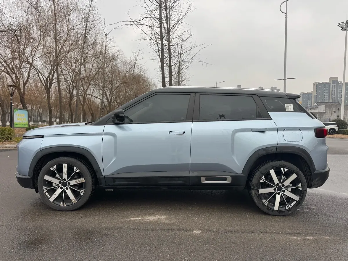 2023 Geely ICON 1.5T 181HP L4 7DCT,autocango,china used car exporter,china ev exporter,chinese used car exporter,chinese used ev exporter