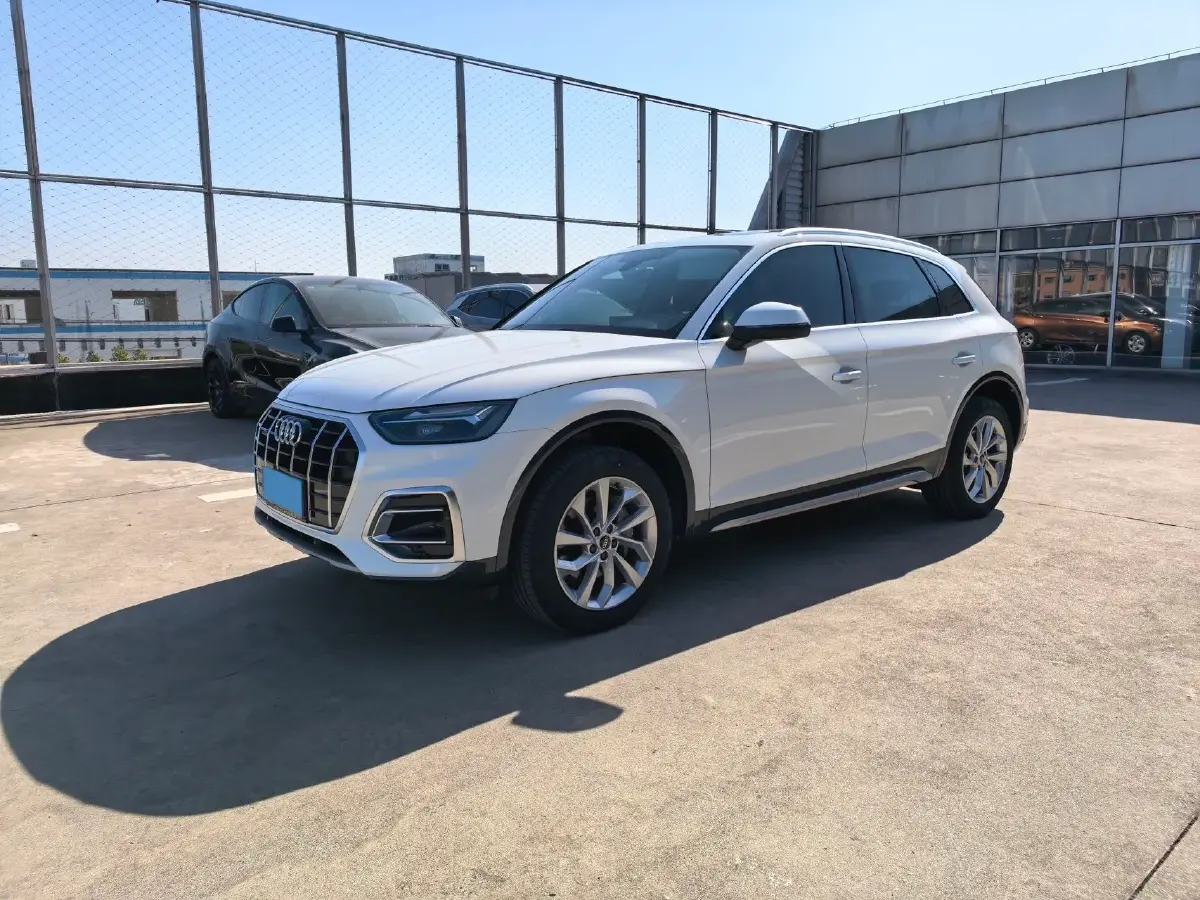2024 Audi Q5L 2.0T 190HP L4 7DCT