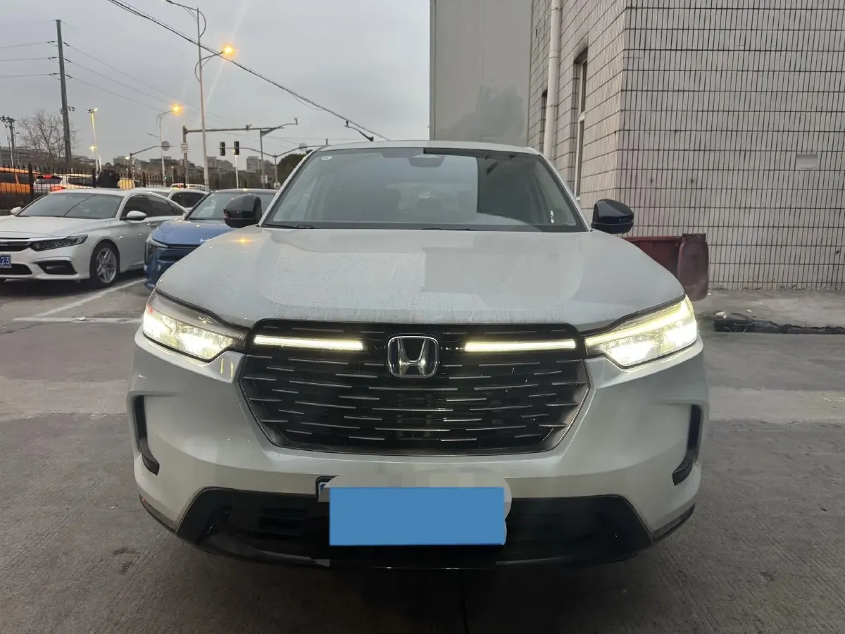2023 Honda HR-V 2.0L 143HP L4 E-CVT Hybrid,autocango,china used car exporter,china ev exporter,chinese used car exporter,chinese used ev exporter