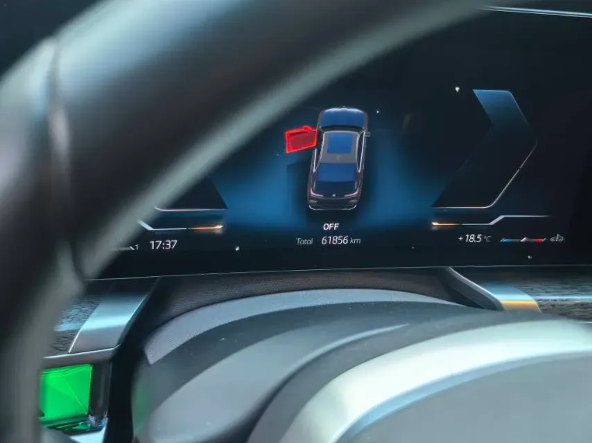 2023 BMW 7 Series 3.0T 381HP L6 8AT,autocango,china used car exporter,china ev exporter,chinese used car exporter,chinese used ev exporter