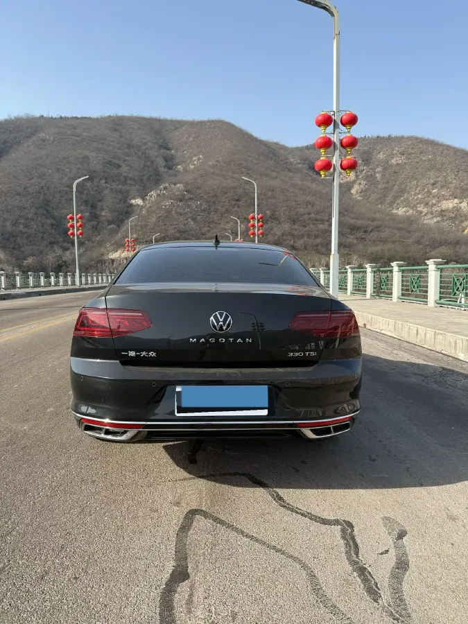 2023 Volkswagen Magotan 2.0T 186HP L4 7DCT,autocango,china used car exporter,china ev exporter,chinese used car exporter,chinese used ev exporter