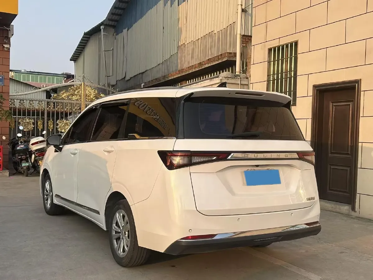 2022 WuLing KaiJie 1.5T 147HP L4 CVT,autocango,china used car exporter,china ev exporter,chinese used car exporter,chinese used ev exporter