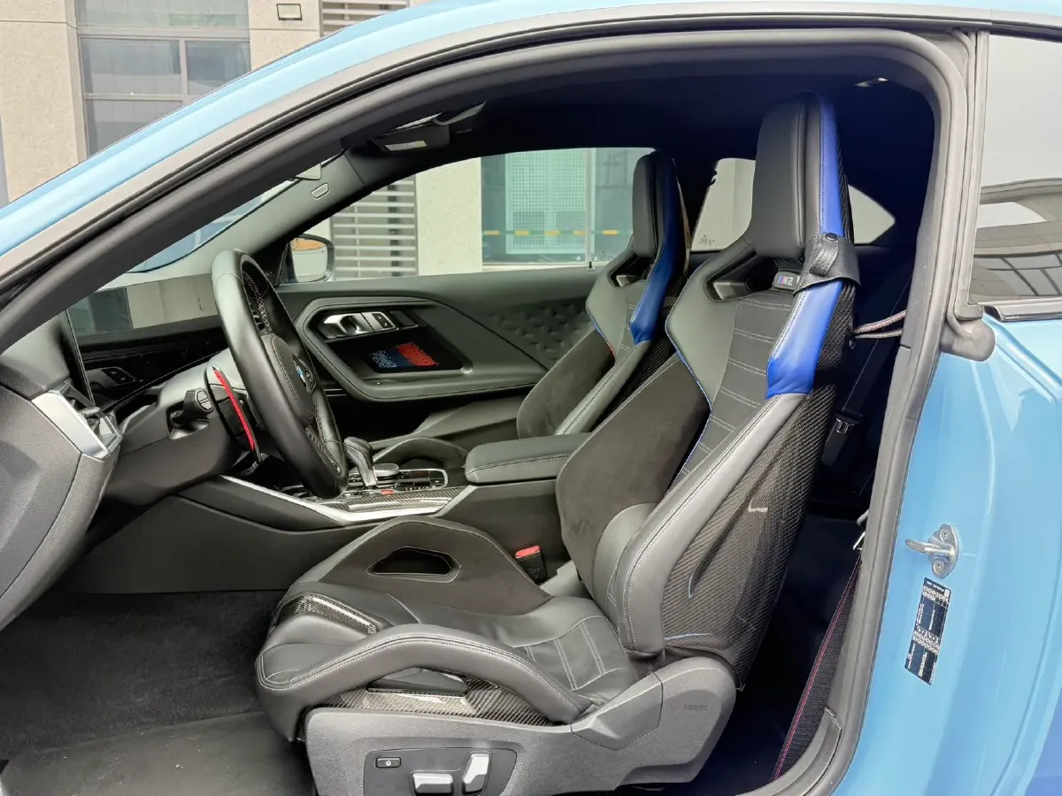 2023 BMW M2 3.0T 460HP L6 8AT,autocango,china used car exporter,china ev exporter,chinese used car exporter,chinese used ev exporter