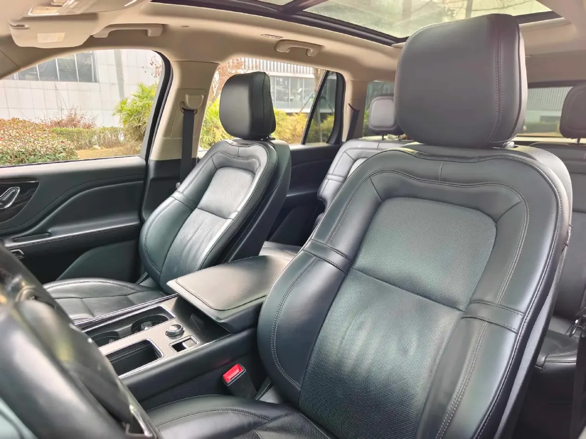 2022 Lincoln Aviator 3.0T 355HP V6 10AT,autocango,china used car exporter,china ev exporter,chinese used car exporter,chinese used ev exporter