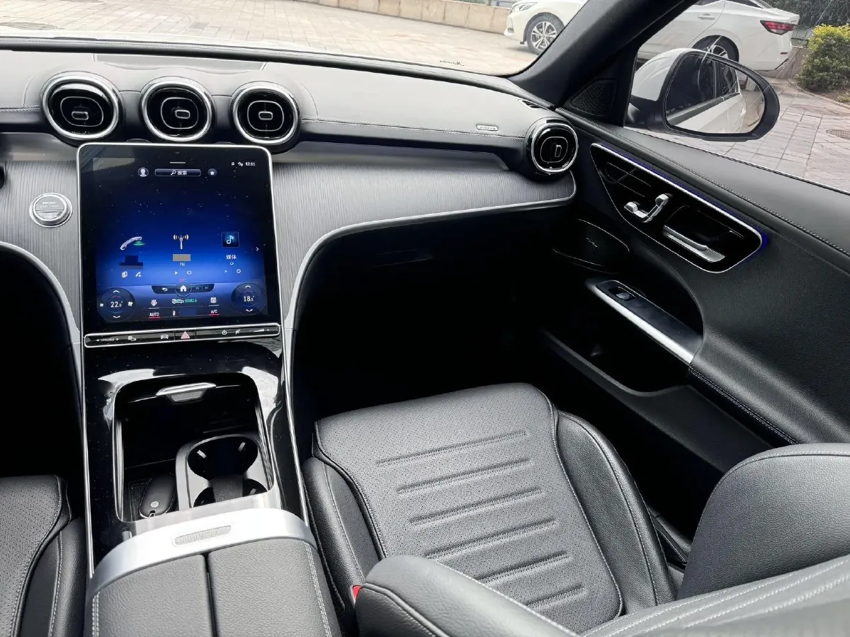 2023 Mercedes-Benz C Class 1.5T 170HP L4 9AT,autocango,china used car exporter,china ev exporter,chinese used car exporter,chinese used ev exporter