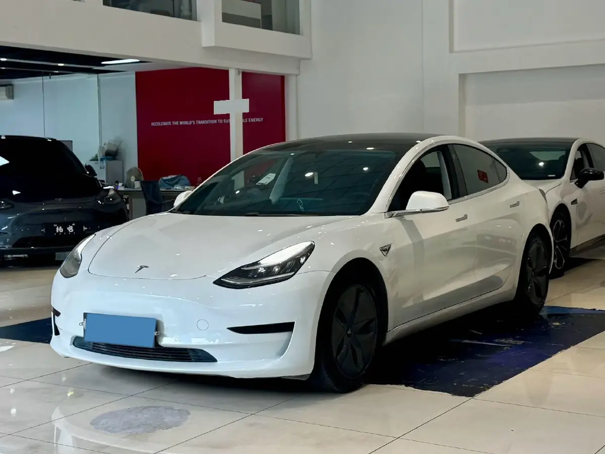 2020 Tesla Model 3 BEV 52KWH