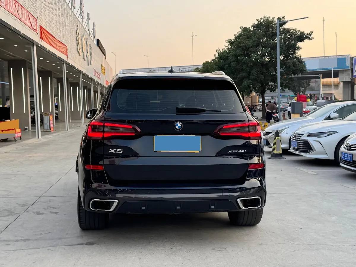 2021 BMW X5 3.0T 340HP L6 8AT,autocango,china used car exporter,china ev exporter,chinese used car exporter,chinese used ev exporter