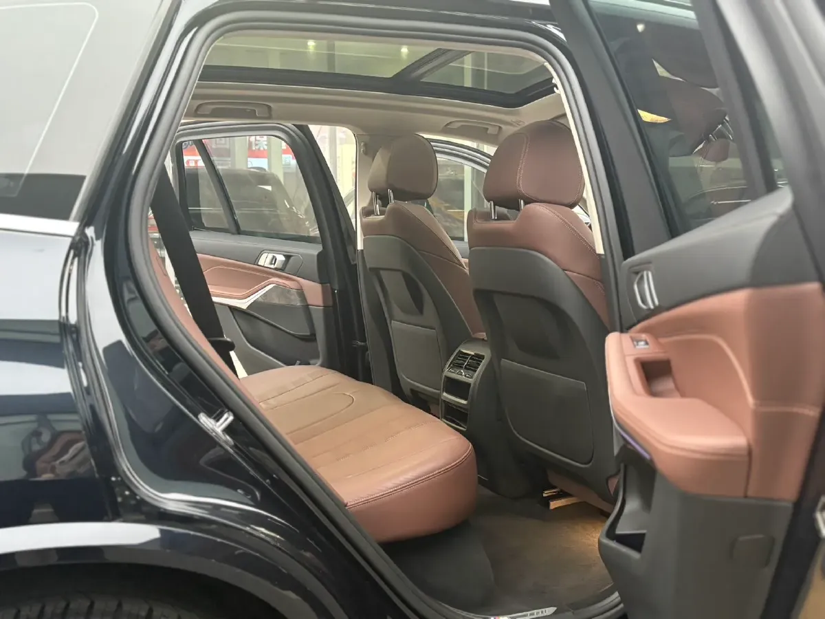 2021 BMW X5 2.0T 265HP L4 8AT,autocango,china used car exporter,china ev exporter,chinese used car exporter,chinese used ev exporter