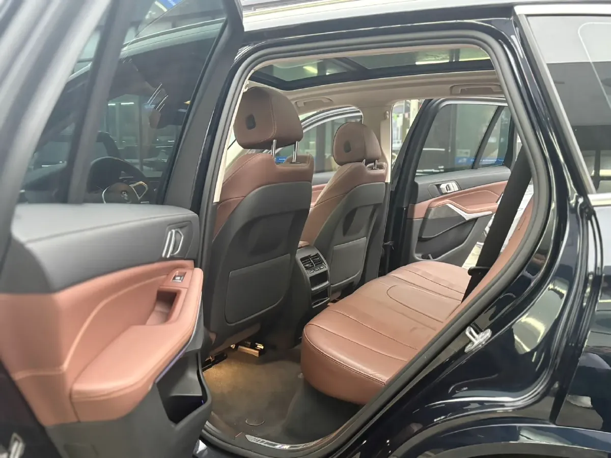 2021 BMW X5 2.0T 265HP L4 8AT,autocango,china used car exporter,china ev exporter,chinese used car exporter,chinese used ev exporter