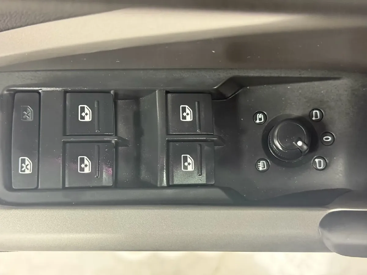 2022 Audi Q3 1.4T 150HP L4 7DCT,autocango,china used car exporter,china ev exporter,chinese used car exporter,chinese used ev exporter