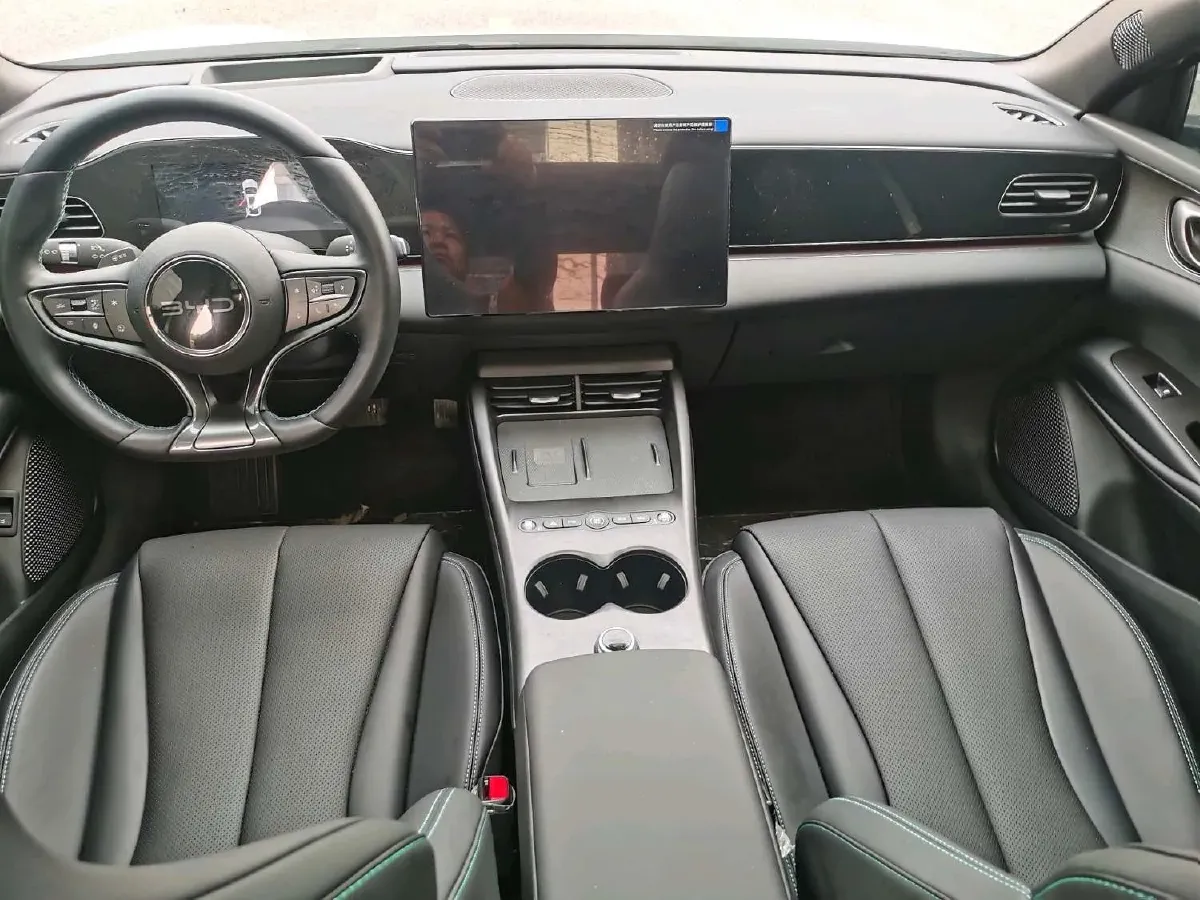 2025 BYD Seal06 BEV,autocango,china used car exporter,china ev exporter,chinese used car exporter,chinese used ev exporter