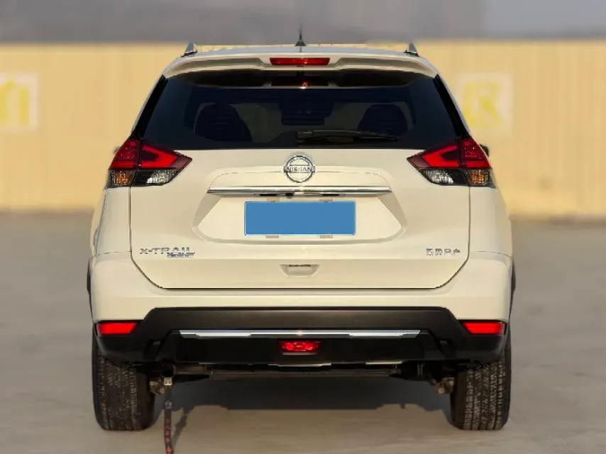 2023 Nissan X-Trail 2.0L 151HP L4 CVT,autocango,china used car exporter,china ev exporter,chinese used car exporter,chinese used ev exporter
