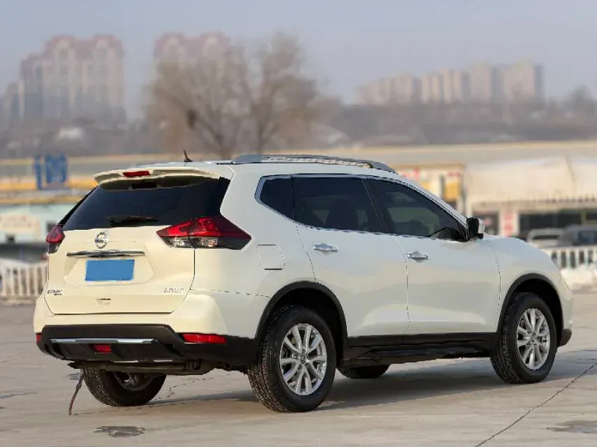 2023 Nissan X-Trail 2.0L 151HP L4 CVT,autocango,china used car exporter,china ev exporter,chinese used car exporter,chinese used ev exporter