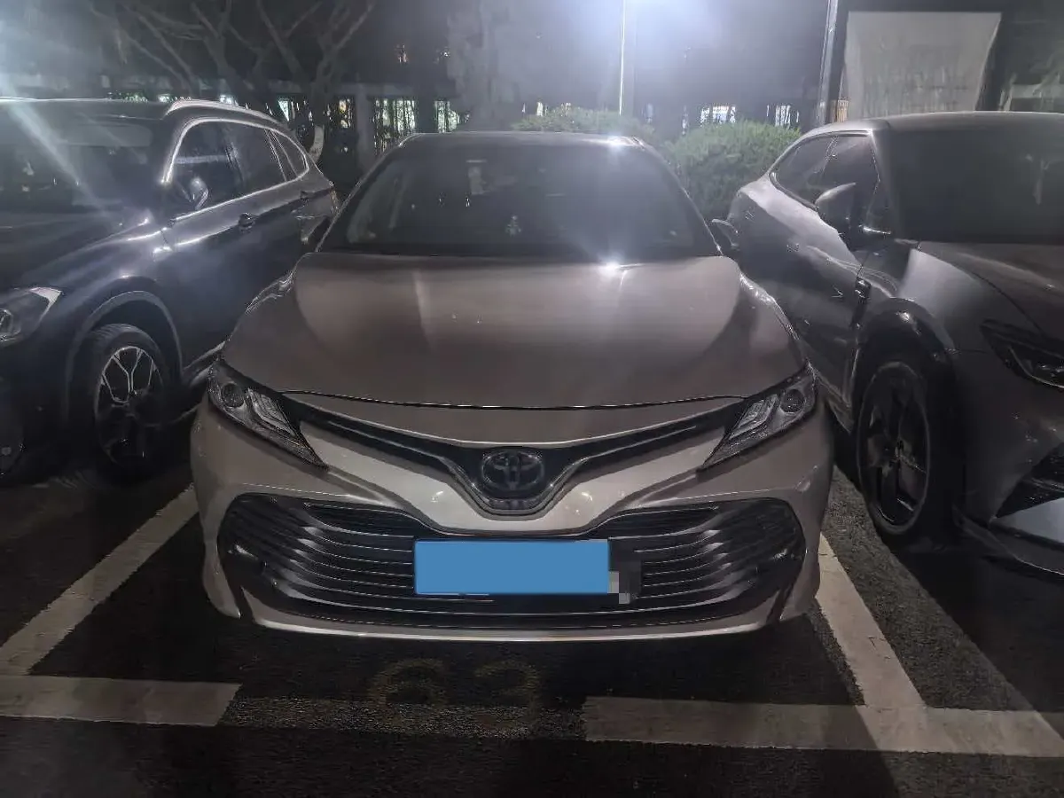 2019 Toyota Camry 2.5L 209HP L4 8AT,autocango,china used car exporter,china ev exporter,chinese used car exporter,chinese used ev exporter