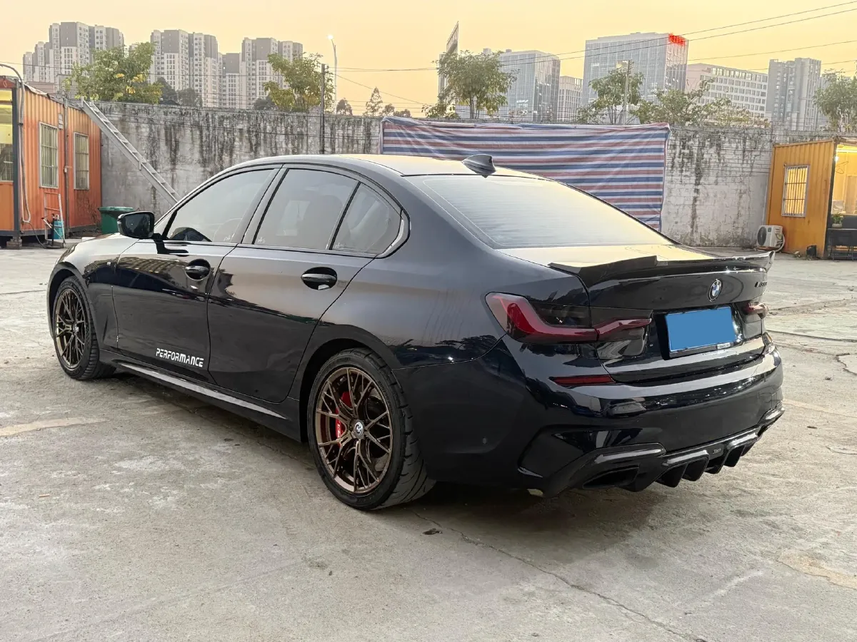 2021 BMW 3 Series 2.0T 184HP L4 8AT,autocango,china used car exporter,china ev exporter,chinese used car exporter,chinese used ev exporter