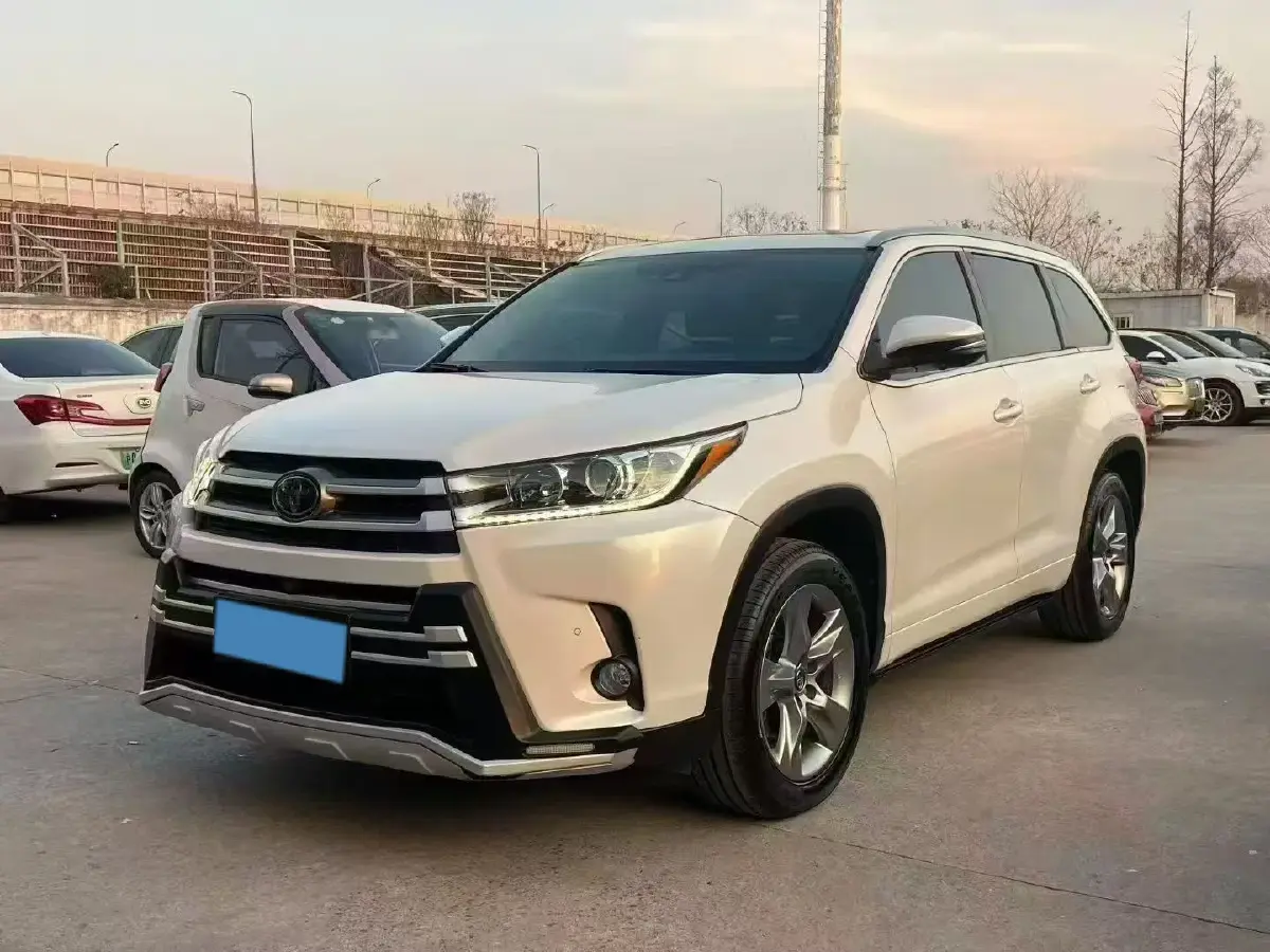 2018 Toyota Highlander 2.0T 220HP L4 6AT