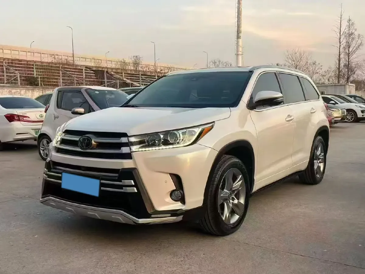 2018 Toyota Highlander 2.0T 220HP L4 6AT,autocango,china used car exporter,china ev exporter,chinese used car exporter,chinese used ev exporter