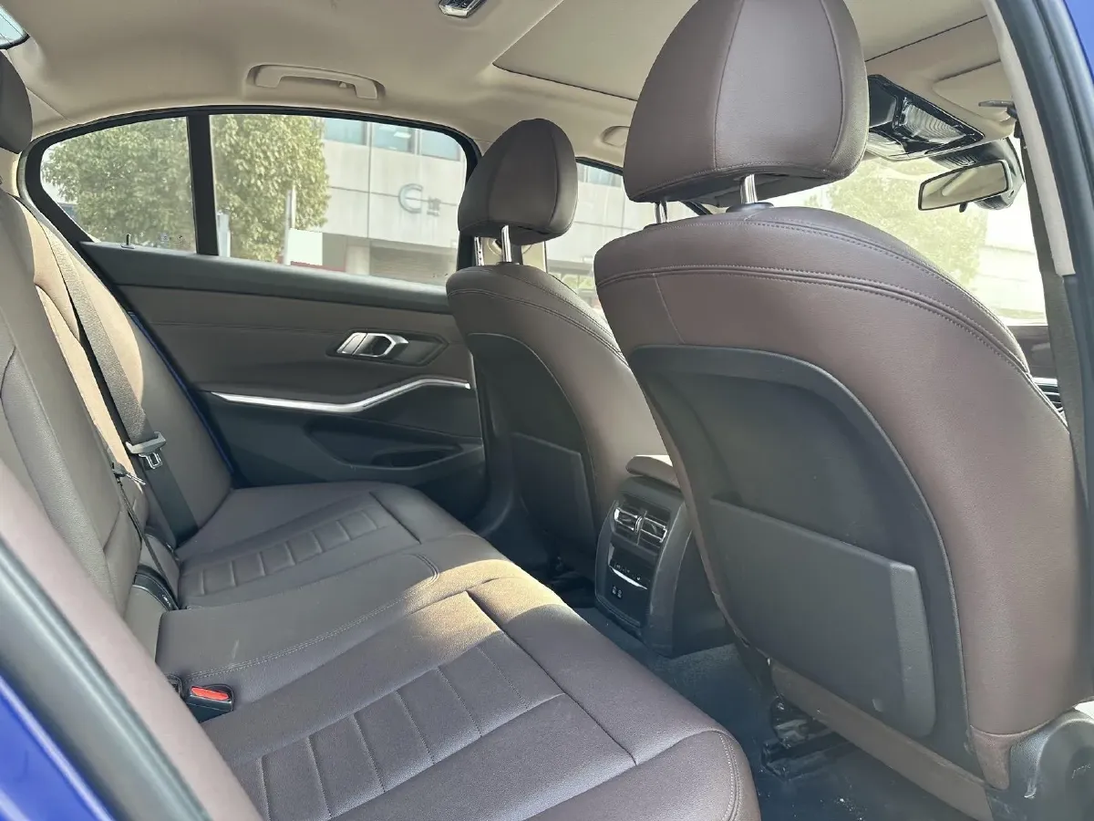 2020 BMW 3 Series 2.0T 184HP L4 8AT,autocango,china used car exporter,china ev exporter,chinese used car exporter,chinese used ev exporter