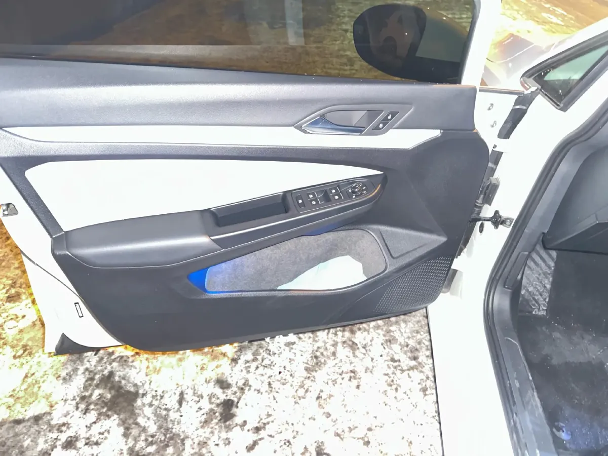 2021 Volkswagen Golf 1.4T 150HP L4 7DCT,autocango,china used car exporter,china ev exporter,chinese used car exporter,chinese used ev exporter