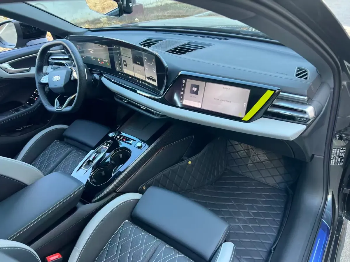 2026 Audi A5L 2.0T 204HP L4 7DCT,autocango,china used car exporter,china ev exporter,chinese used car exporter,chinese used ev exporter