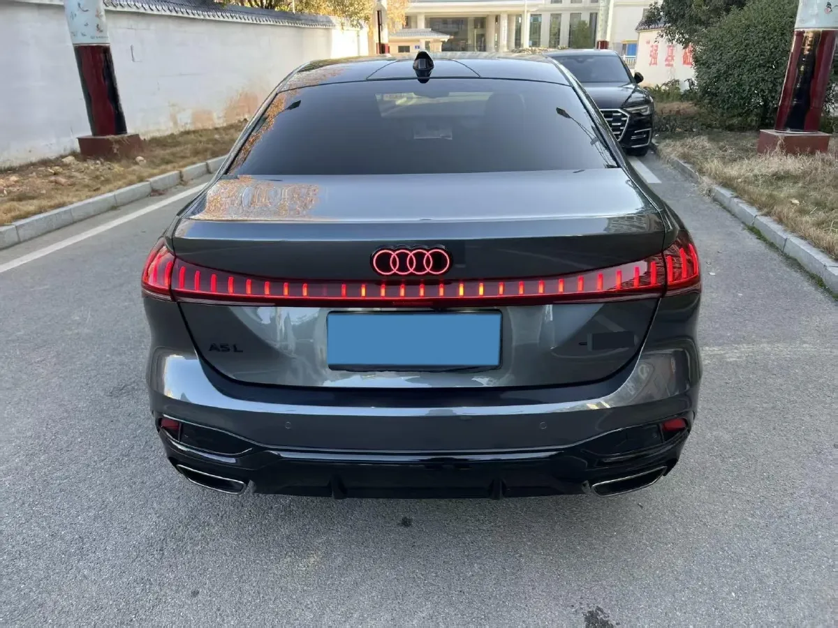 2026 Audi A5L 2.0T 204HP L4 7DCT,autocango,china used car exporter,china ev exporter,chinese used car exporter,chinese used ev exporter