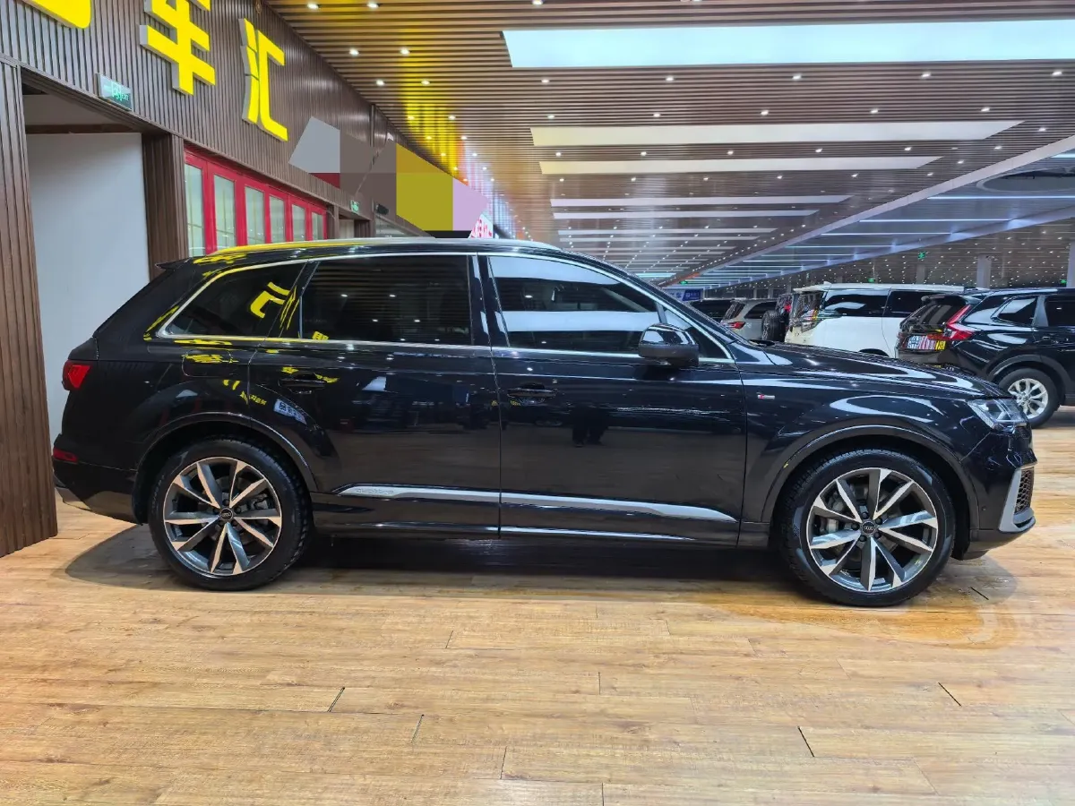 2022 Volkswagen Touareg 3.0T 340HP V6 8AT,autocango,china used car exporter,china ev exporter,chinese used car exporter,chinese used ev exporter