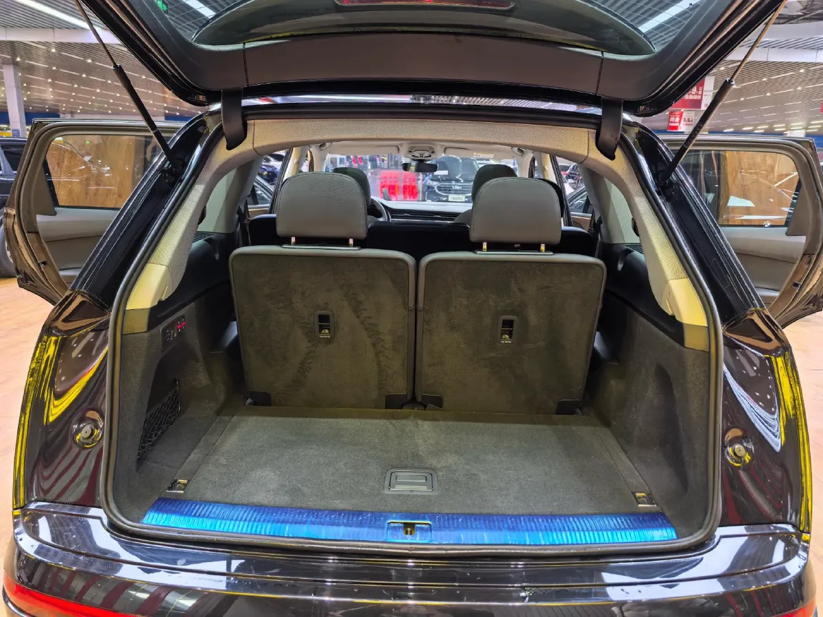 2022 Volkswagen Touareg 3.0T 340HP V6 8AT,autocango,china used car exporter,china ev exporter,chinese used car exporter,chinese used ev exporter