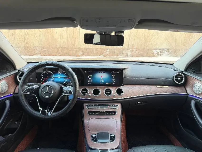 2022 Mercedes-Benz E Class 2.0T 258HP L4 9AT,autocango,china used car exporter,china ev exporter,chinese used car exporter,chinese used ev exporter