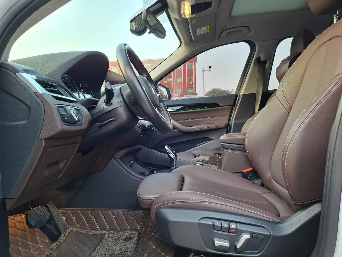 2021 BMW X1 2.0T 192HP L4 7DCT,autocango,china used car exporter,china ev exporter,chinese used car exporter,chinese used ev exporter