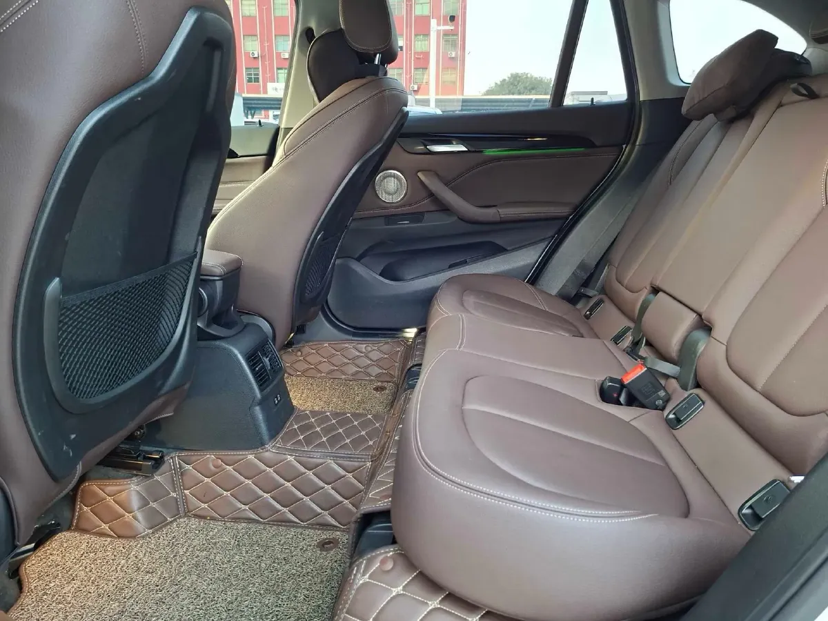 2021 BMW X1 2.0T 192HP L4 7DCT,autocango,china used car exporter,china ev exporter,chinese used car exporter,chinese used ev exporter