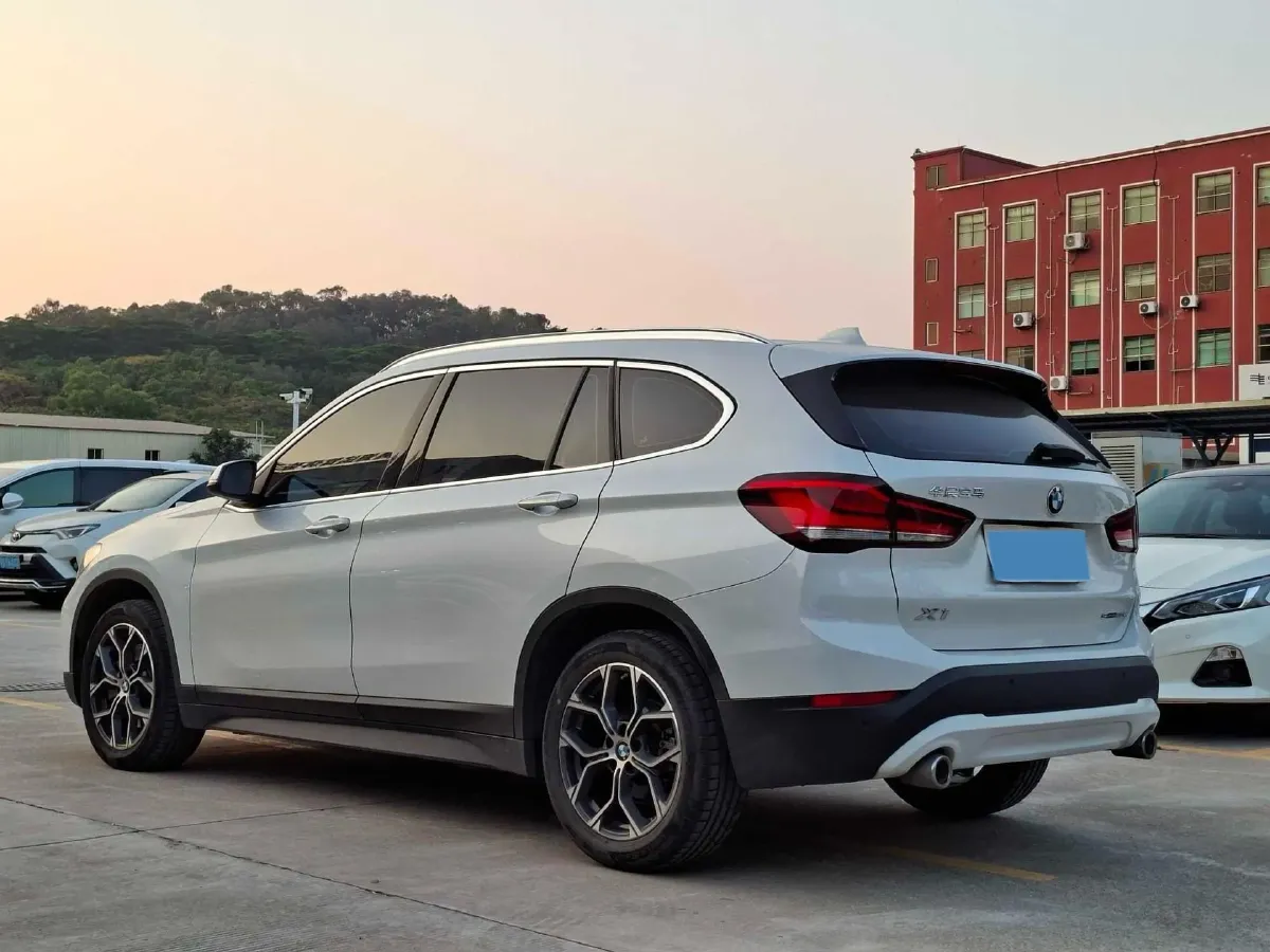 2021 BMW X1 2.0T 192HP L4 7DCT,autocango,china used car exporter,china ev exporter,chinese used car exporter,chinese used ev exporter
