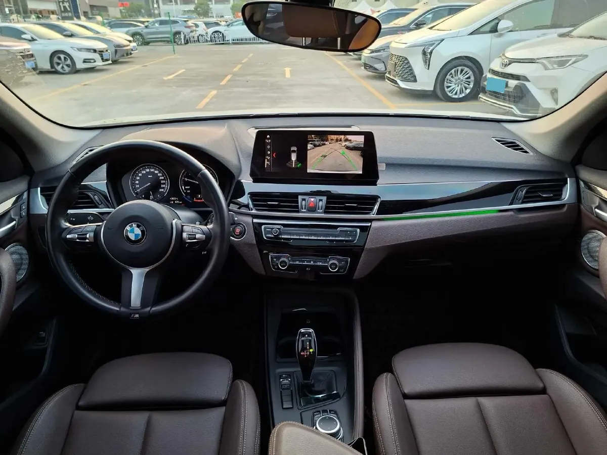 2021 BMW X1 2.0T 192HP L4 7DCT,autocango,china used car exporter,china ev exporter,chinese used car exporter,chinese used ev exporter