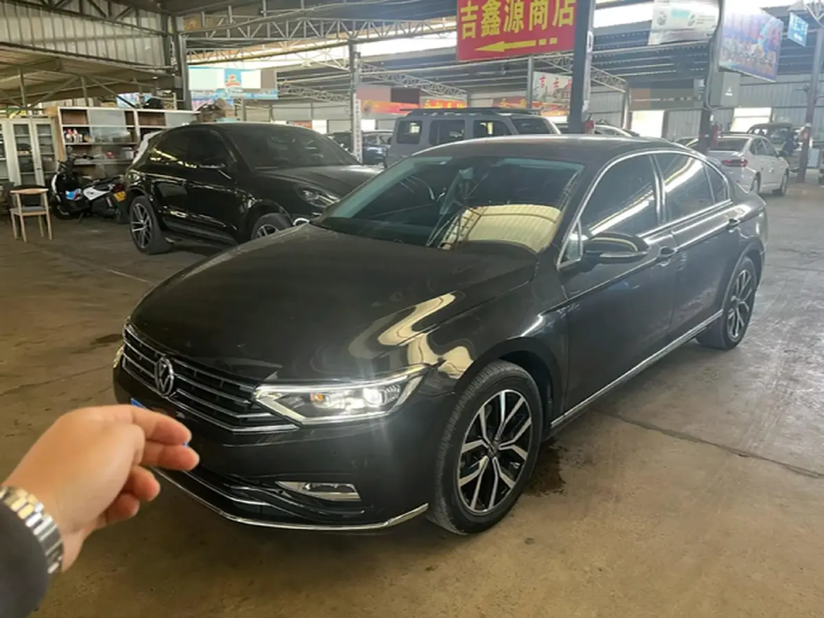 2020 Volkswagen Magotan 2.0T 186HP L4 7DCT