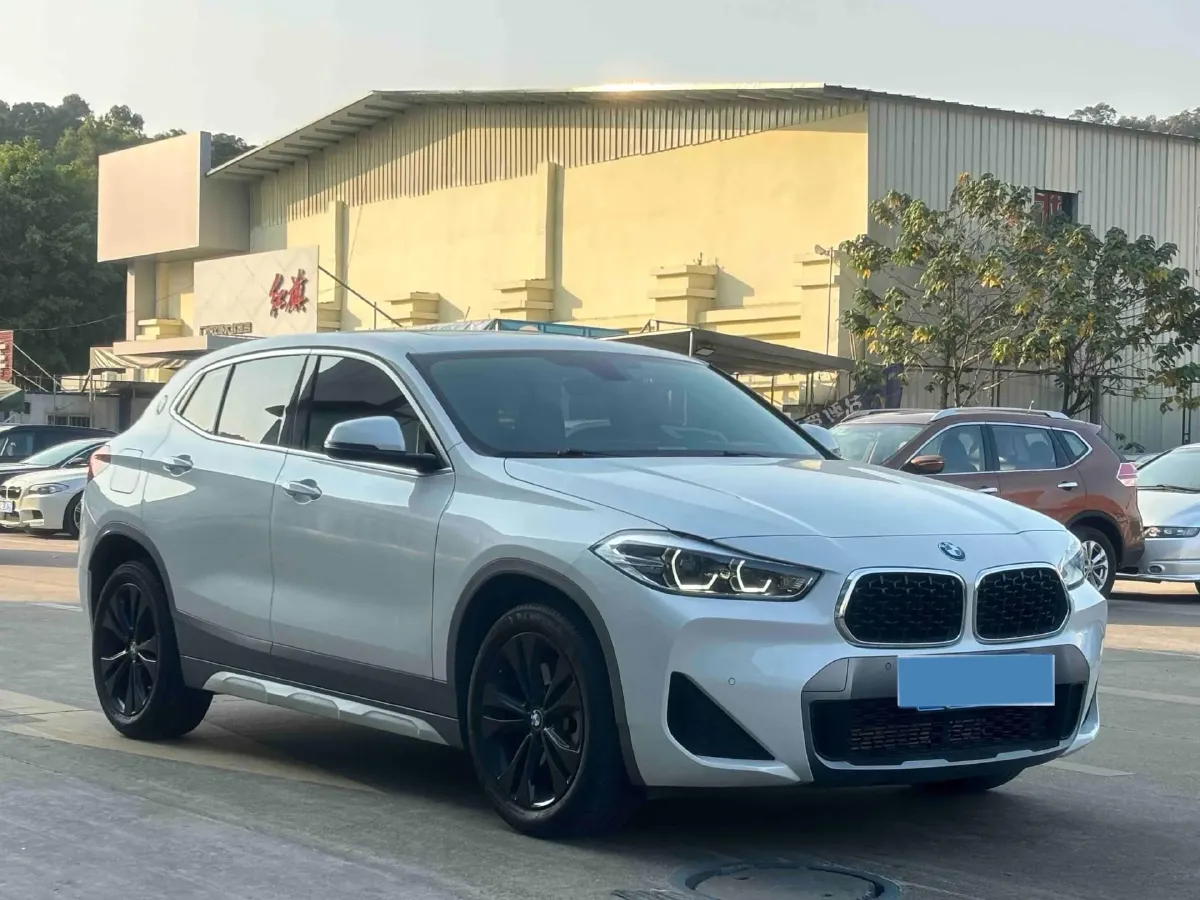 2023 BMW X2 2.0T 178HP L4 7DCT,autocango,china used car exporter,china ev exporter,chinese used car exporter,chinese used ev exporter