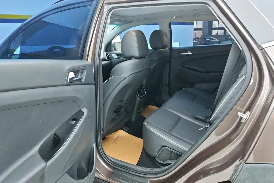 2019 Hyundai Tucson 1.6T 177HP L4 7DCT,autocango,china used car exporter,china ev exporter,chinese used car exporter,chinese used ev exporter