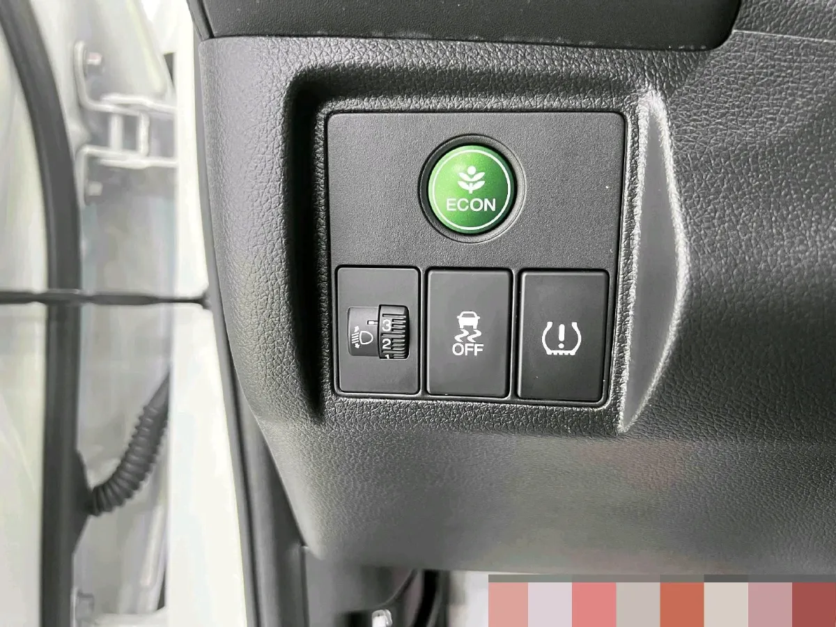 2022 Honda Vezel 1.5L 131HP L4 CVT,autocango,china used car exporter,china ev exporter,chinese used car exporter,chinese used ev exporter