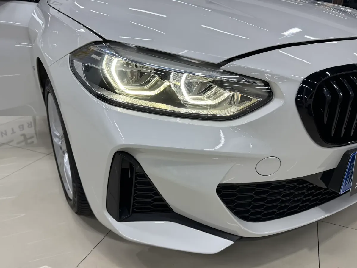 2021 BMW 1 Series 1.5T 140HP L3 7DCT,autocango,china used car exporter,china ev exporter,chinese used car exporter,chinese used ev exporter