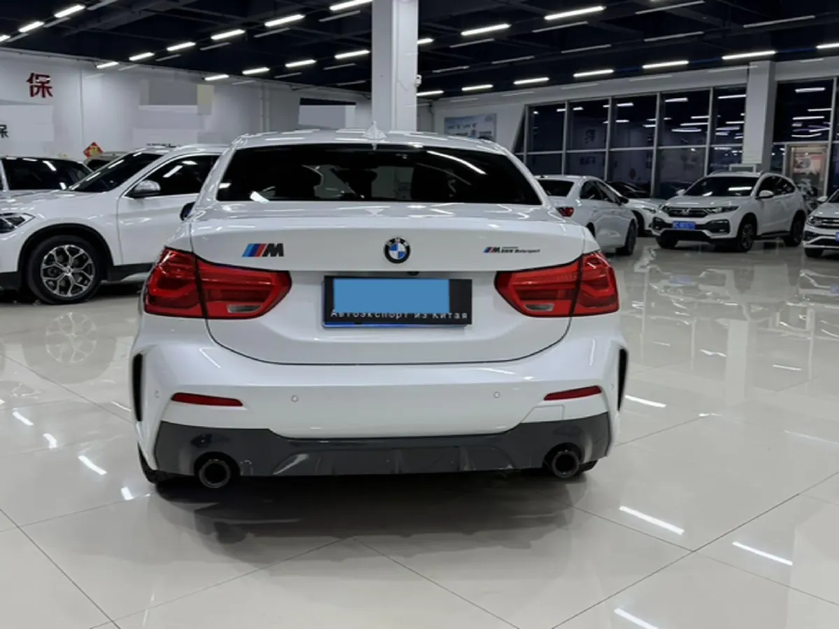 2021 BMW 1 Series 1.5T 140HP L3 7DCT,autocango,china used car exporter,china ev exporter,chinese used car exporter,chinese used ev exporter