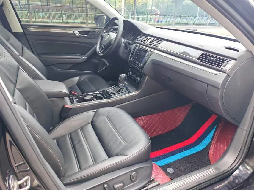 2017 Volkswagen Passat 1.8T 180HP L4 7DCT,autocango,china used car exporter,china ev exporter,chinese used car exporter,chinese used ev exporter