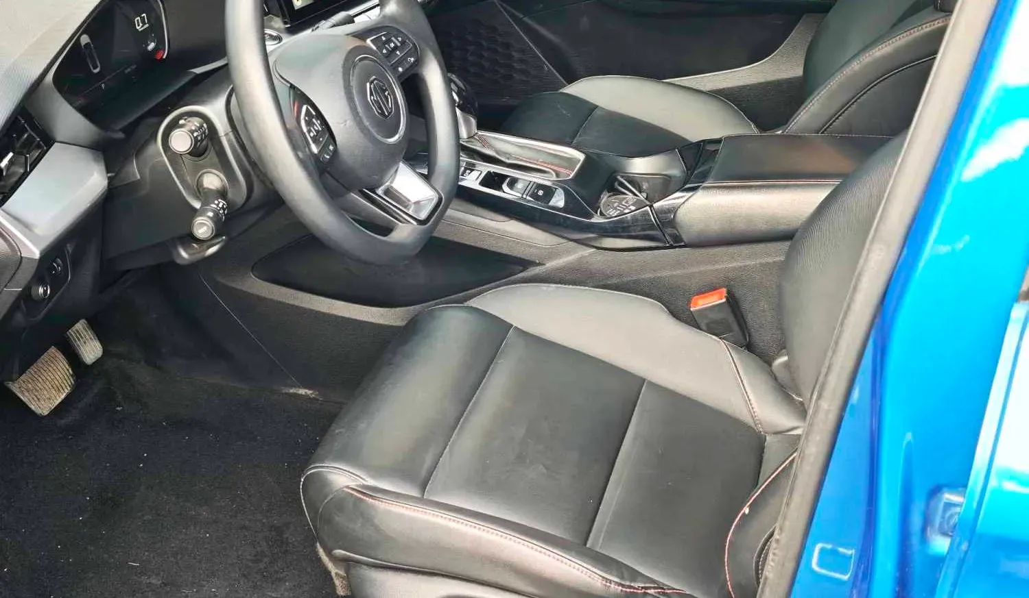 2021 MG 5 1.5L 120HP L4 CVT,autocango,china used car exporter,china ev exporter,chinese used car exporter,chinese used ev exporter