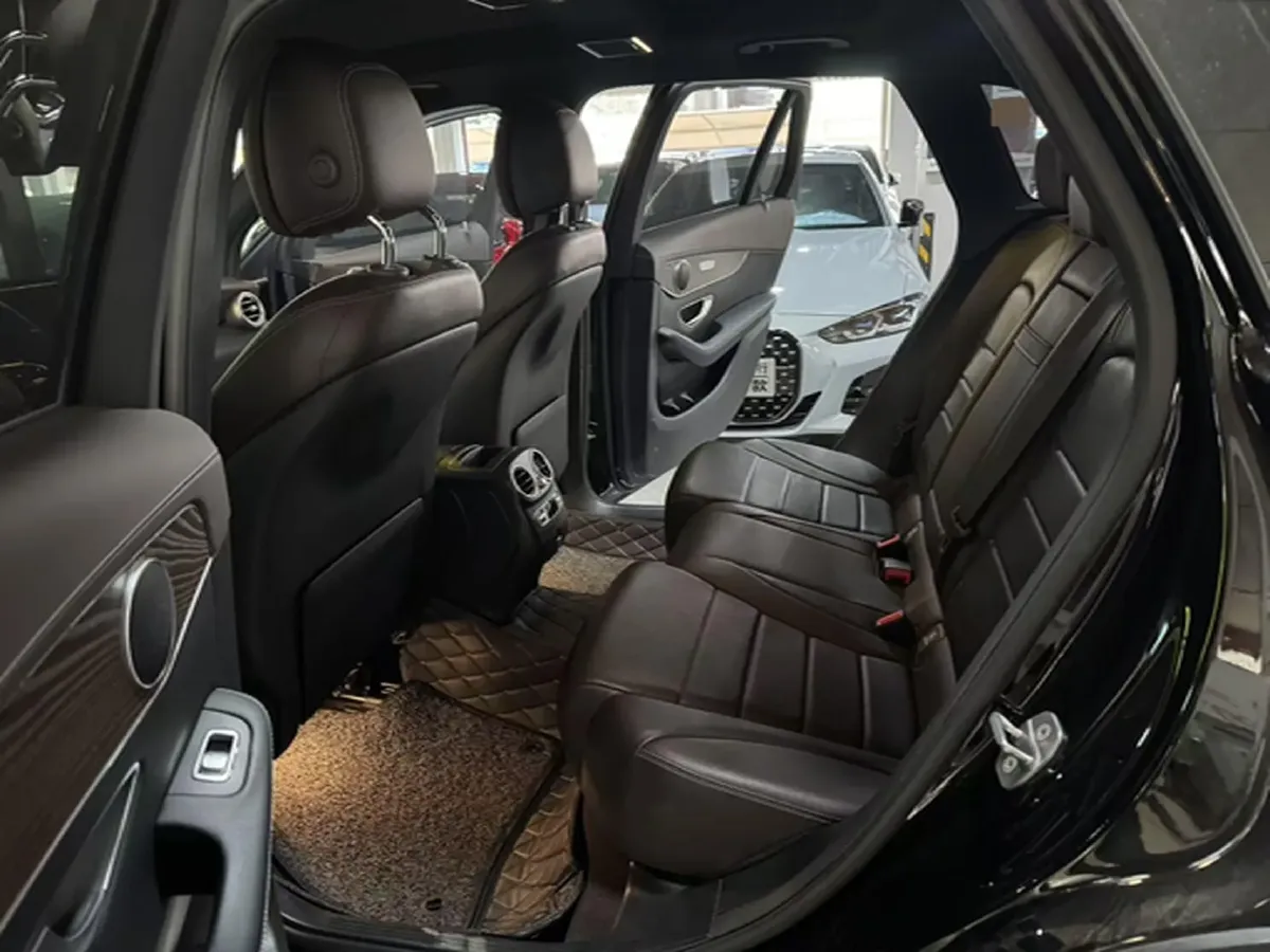 2022 Mercedes-Benz GLC Class 2.0T 258HP L4 9AT,autocango,china used car exporter,china ev exporter,chinese used car exporter,chinese used ev exporter