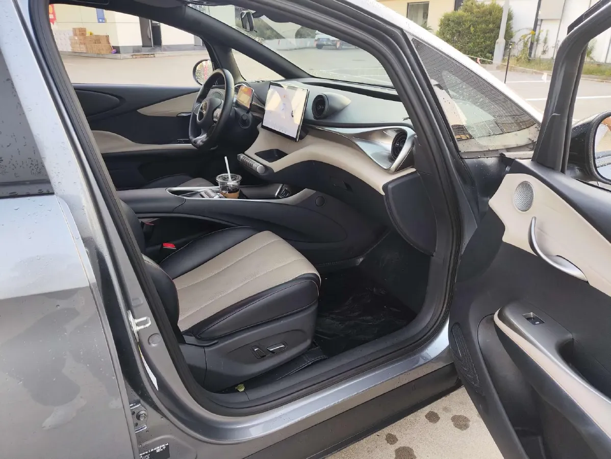 2023 BYD Dolphin BEV 44.928KWH,autocango,china used car exporter,china ev exporter,chinese used car exporter,chinese used ev exporter