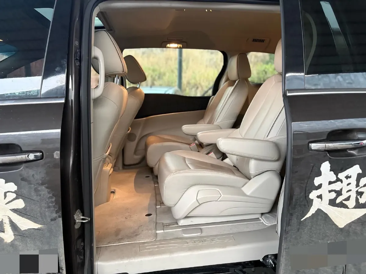 2021 Buick GL8 2.0T 237HP L4 9AT,autocango,china used car exporter,china ev exporter,chinese used car exporter,chinese used ev exporter