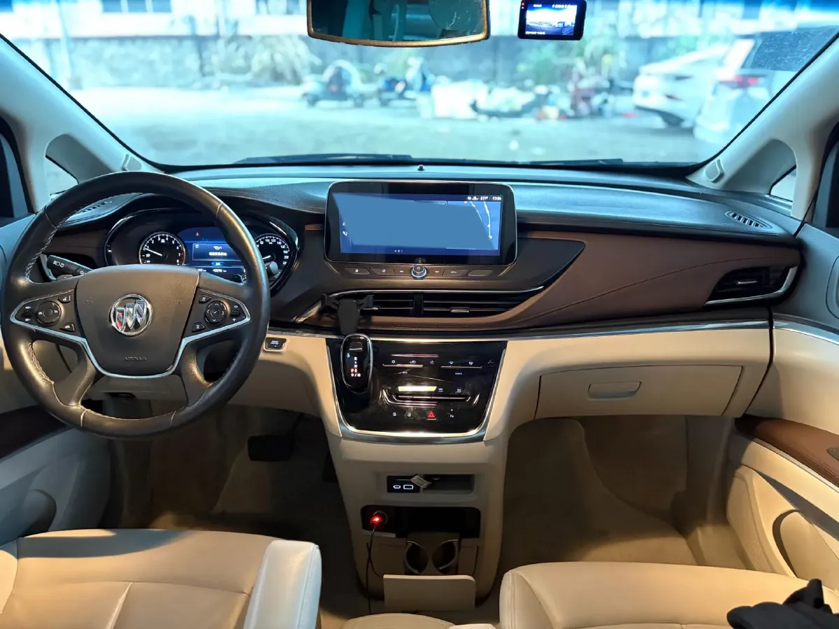 2021 Buick GL8 2.0T 237HP L4 9AT,autocango,china used car exporter,china ev exporter,chinese used car exporter,chinese used ev exporter